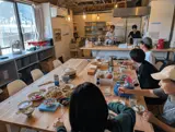 つくる人も、食べる人も。同じ空間で囲む、風まちの食卓。