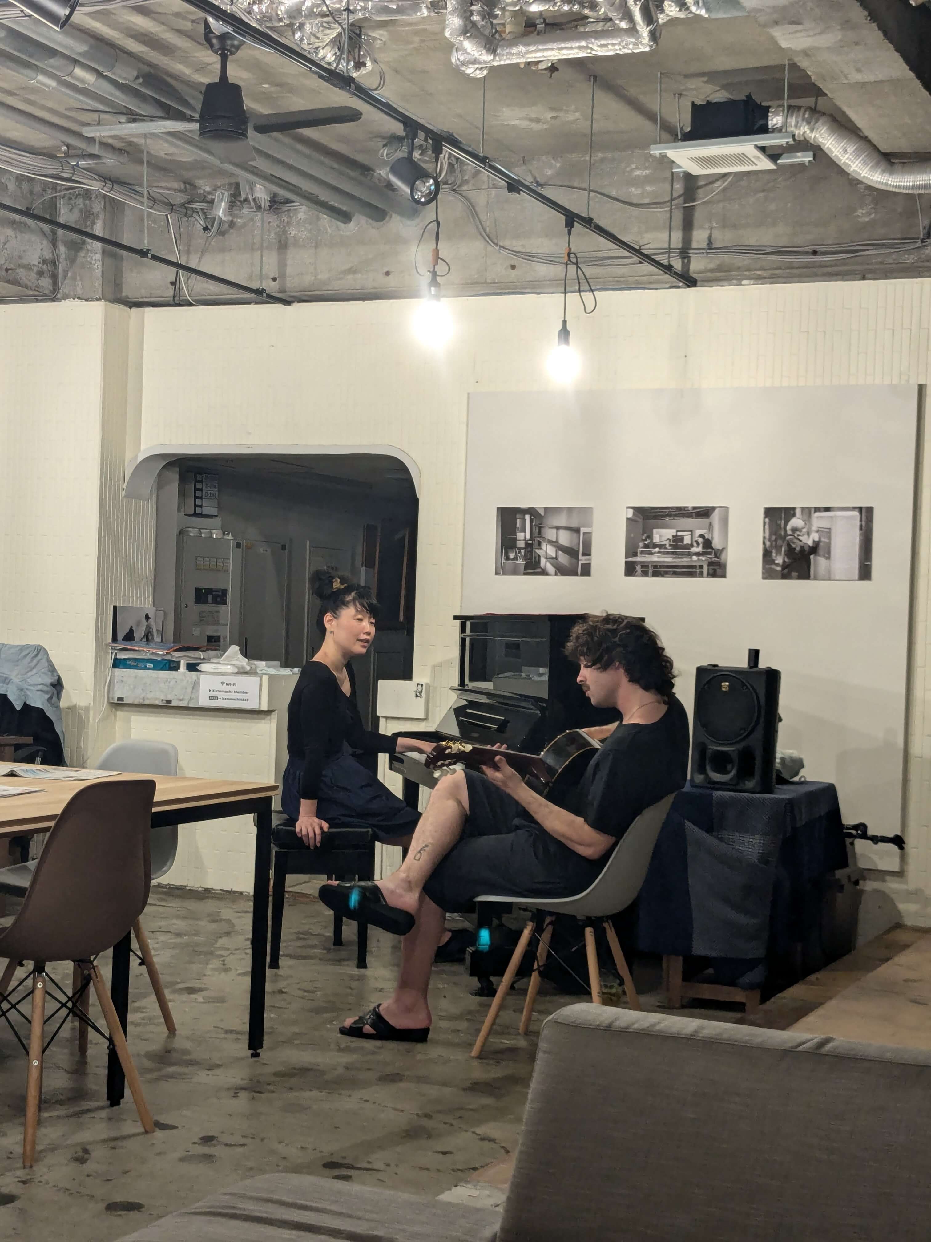 コミュニティスペースの楽器